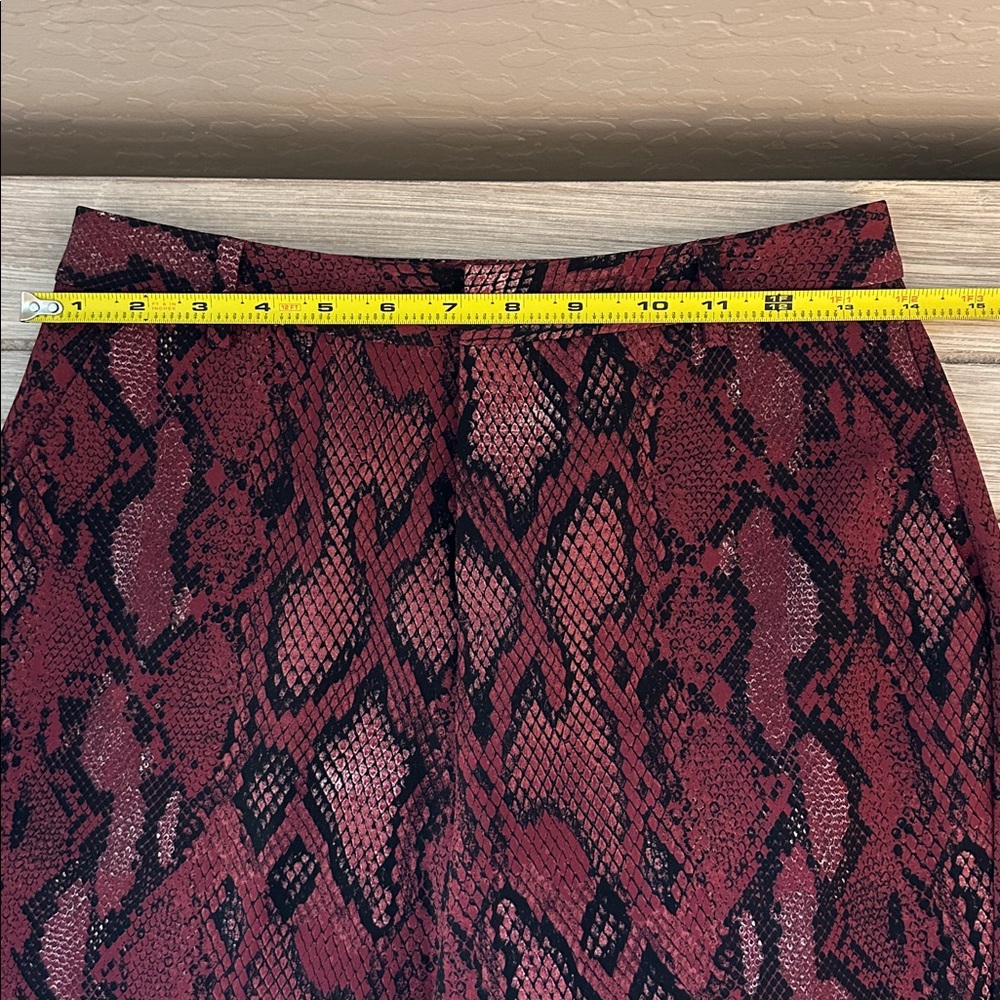 NWT L’Agence Red Snake Print High Waist Trousers | Ludivine Pants Size 2 - Picture 9 of 12
